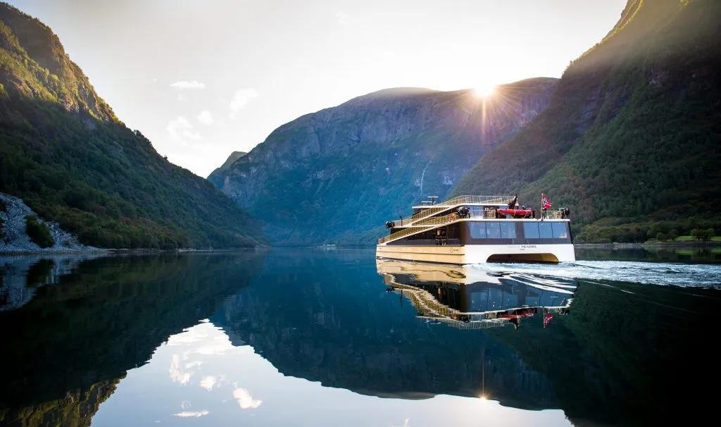 Solveig — electric vessel in a Norwegian fjord
